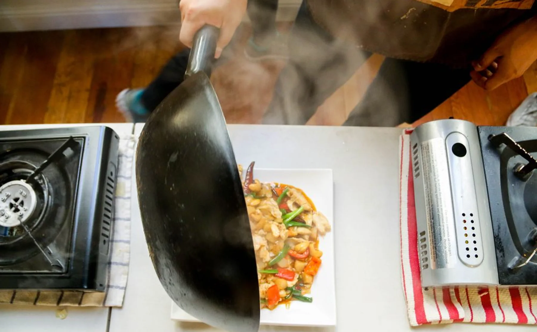 Thai cooking with Sunshine - Tom Yum Shrimp & Basil Eggplant Chicken - 1015875
