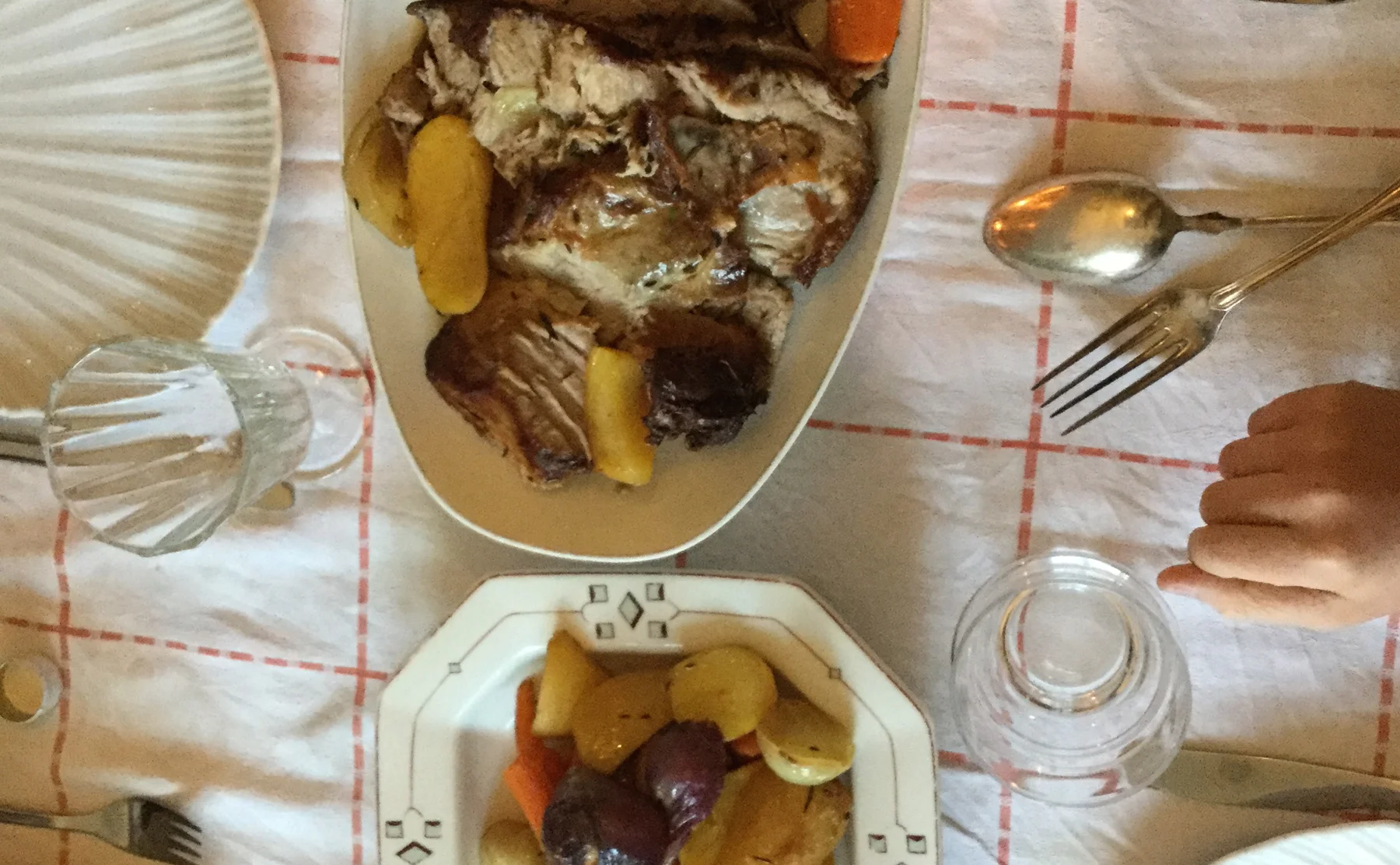 Enjoy an Authentic Austrian Dinner in a Cozy Viennese Home - 1136031