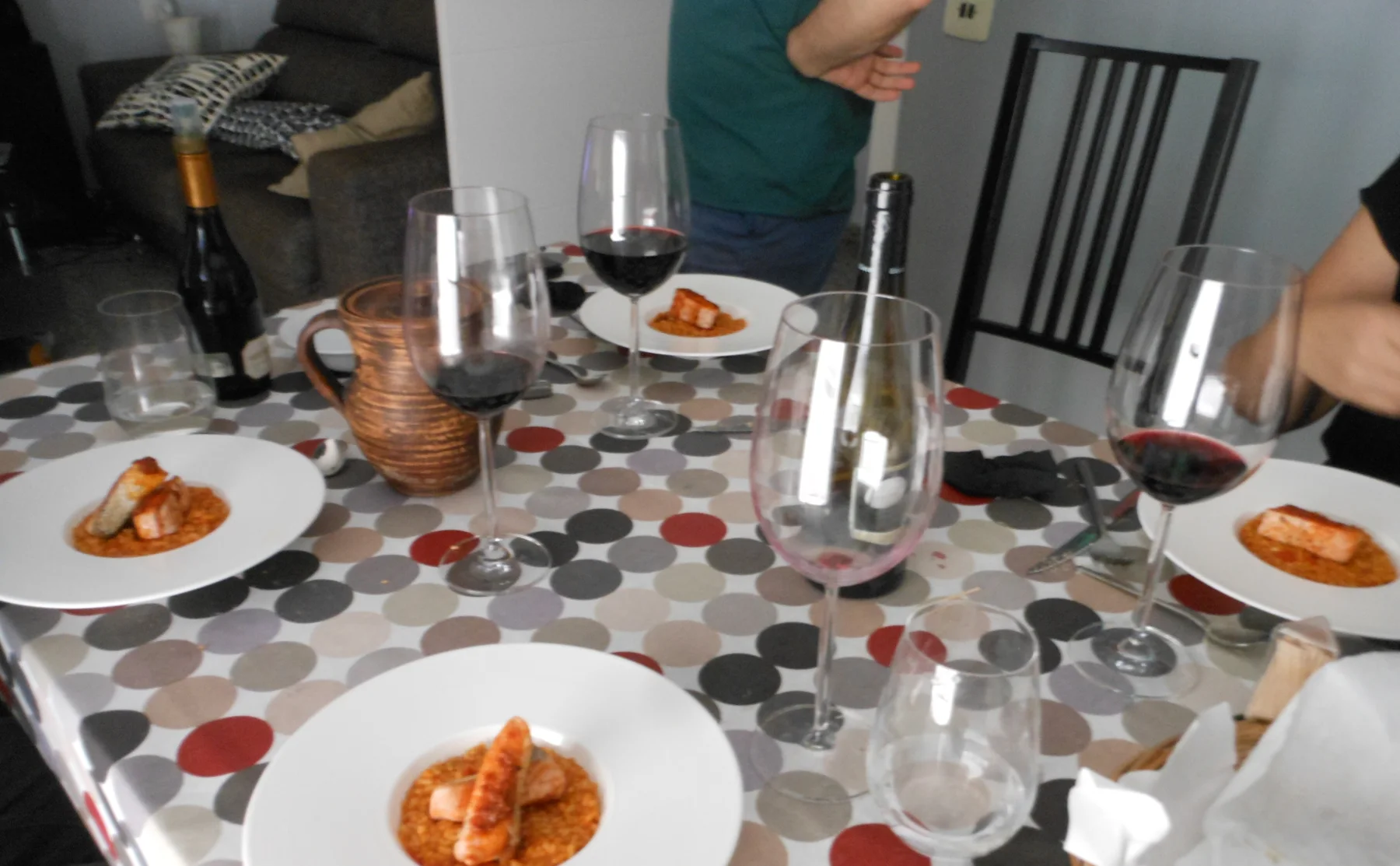 Traditional Valencian Cuisine in the heart of valencia - 1243573