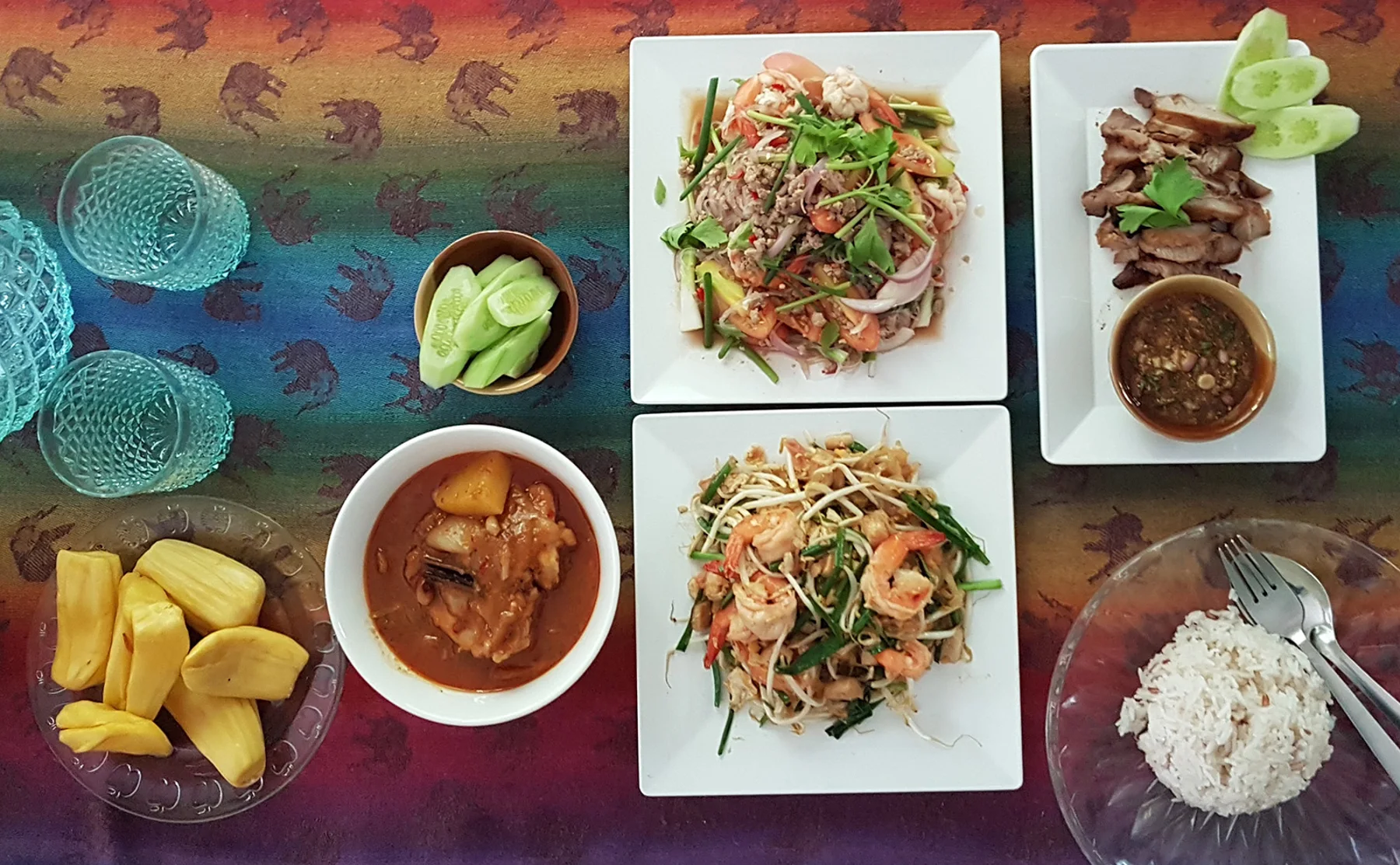 Enjoy Authentic Home Cooked Thai Food - 1254995