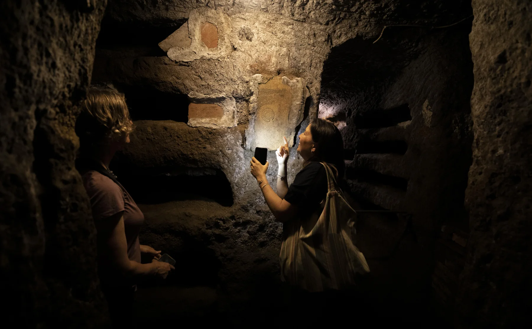 Catacombs Tour and Ancient Roman Lunch - 1272244