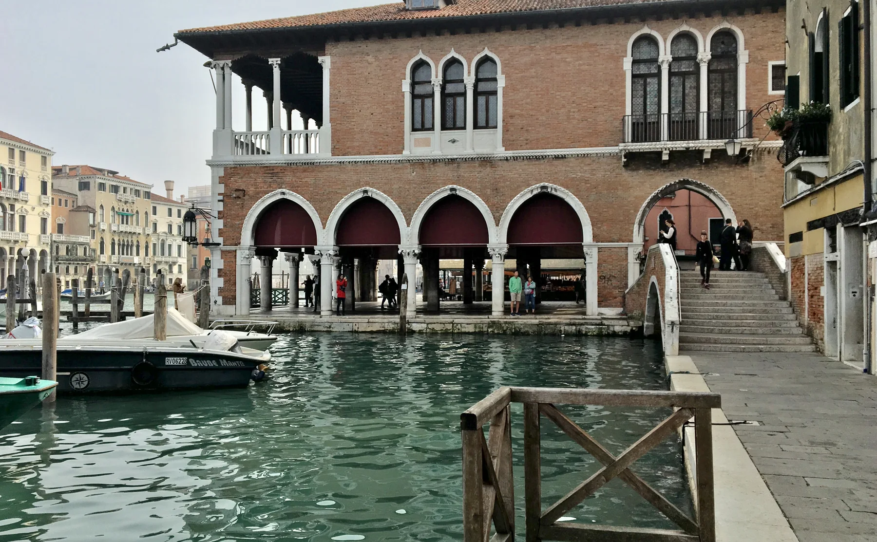 Venetian market tour, Gondola ride, and dining - 1350715