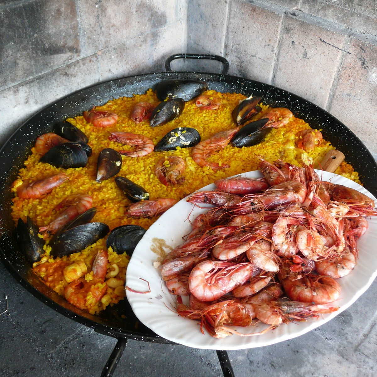 Fresh Paella Cooking Class and lunch