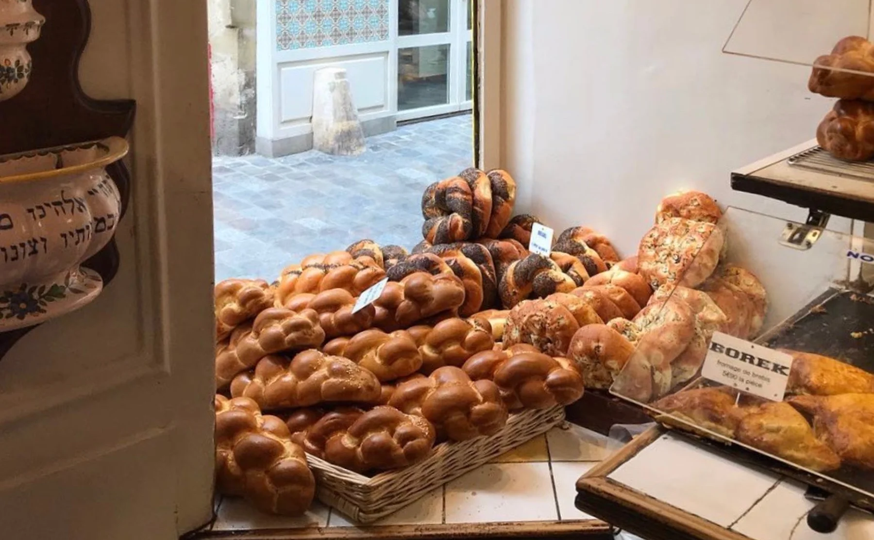 Food, Culture & History Tour of the Jewish Quarter in Paris - 1390946