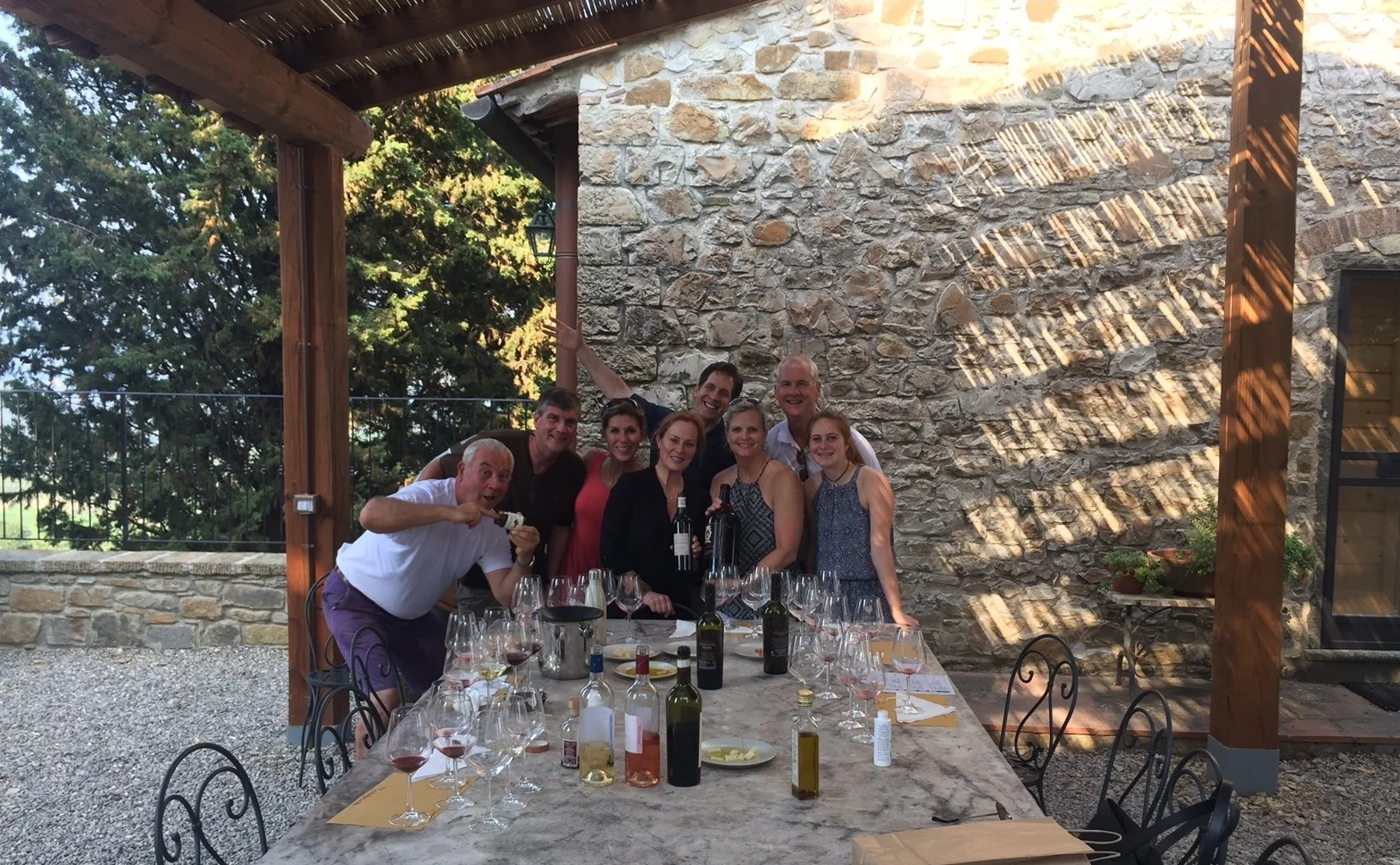 Visit a local winery and enjoy a 4-glass tasting in the heart of Chianti - 1399397