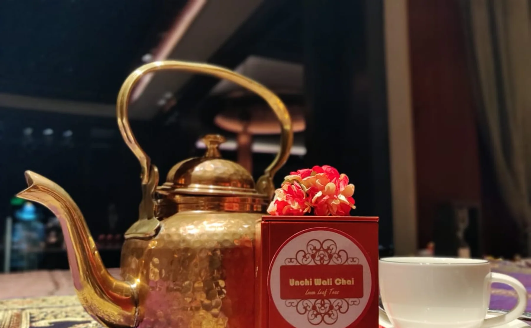 Learn about different teas from a Tea Sommelier in India - 1407335