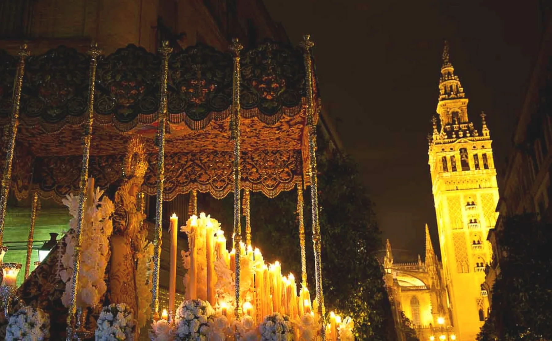 DISCOVER THE HOLY WEEK OF SEVILLE - 1456348
