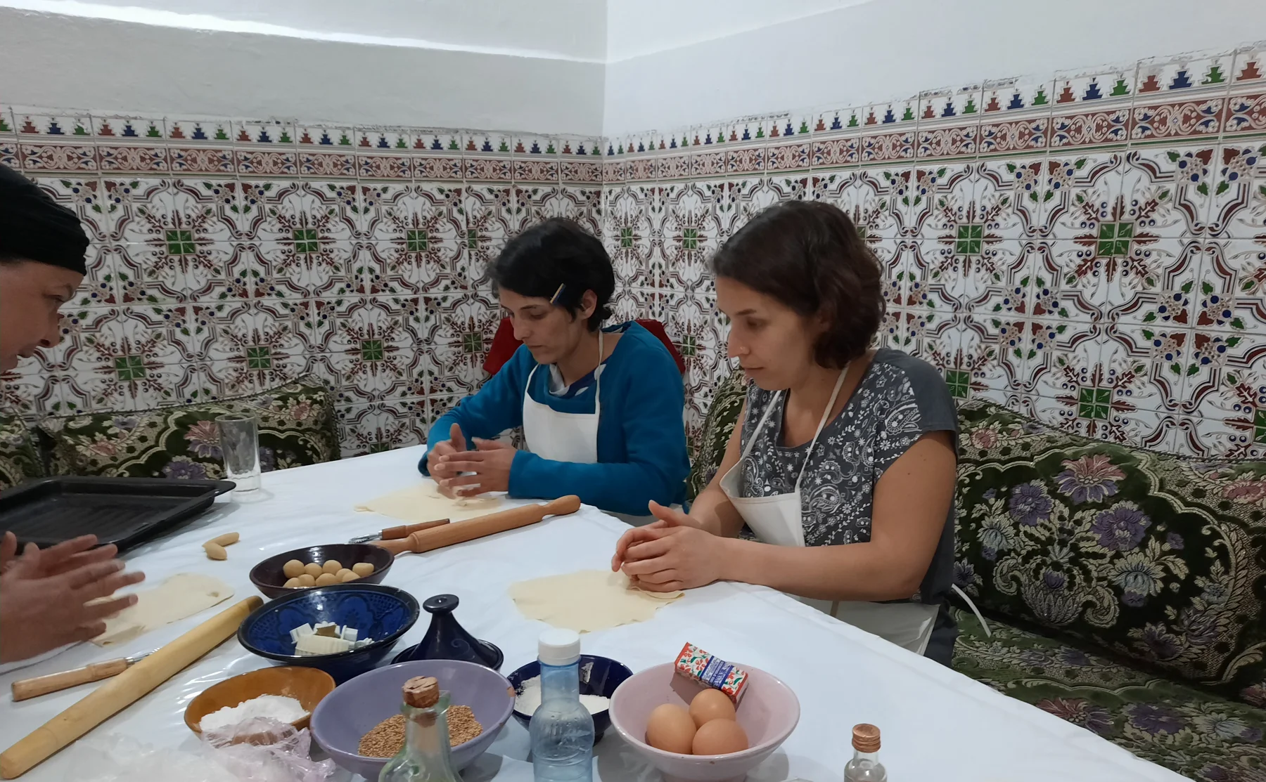 Traditional Moroccan Flatbread and Crepes Class - 1467002