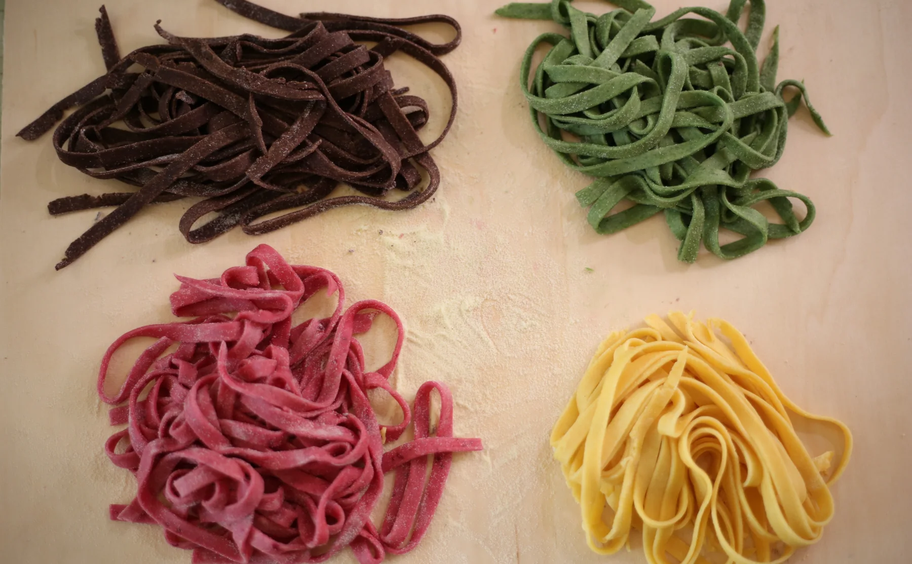 Natural-dyed handmade pasta class - 1472588