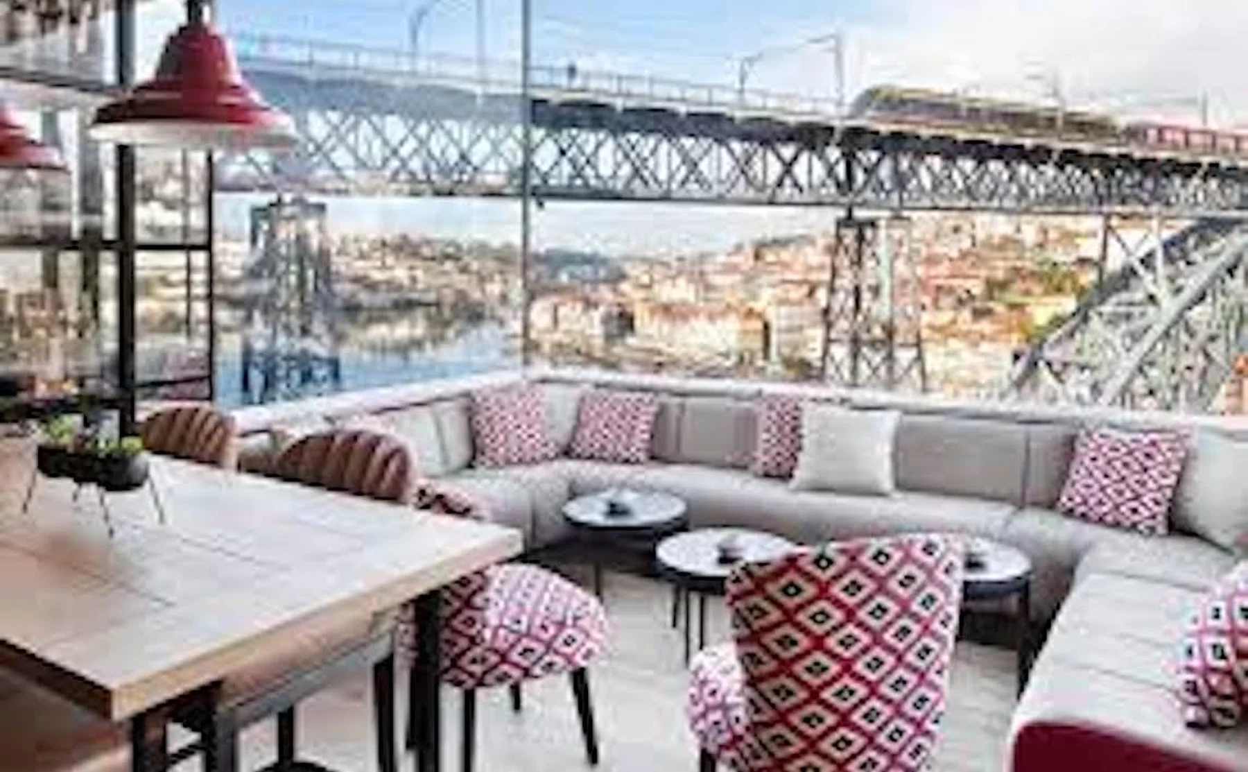 Watch the Porto sunset and drink wine overlooking the Luís I Bridge - 1478498