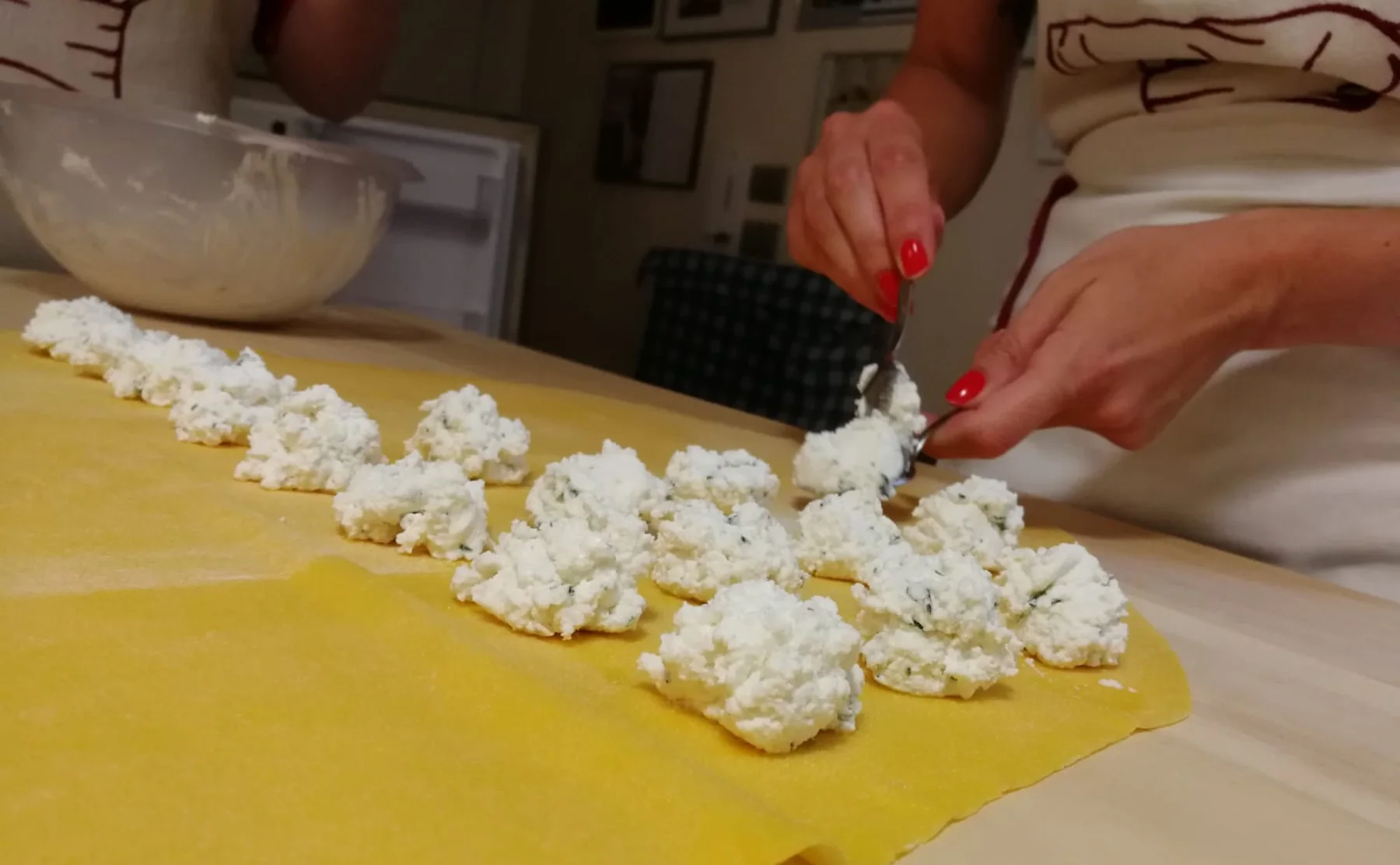 Make original bolognese handmade pasta - 1500913