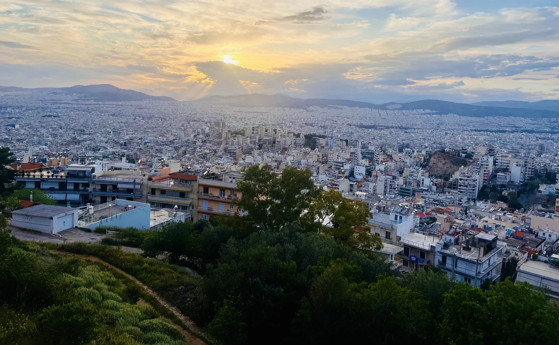 Mythical lunch with amazing views over Athens - 1508793