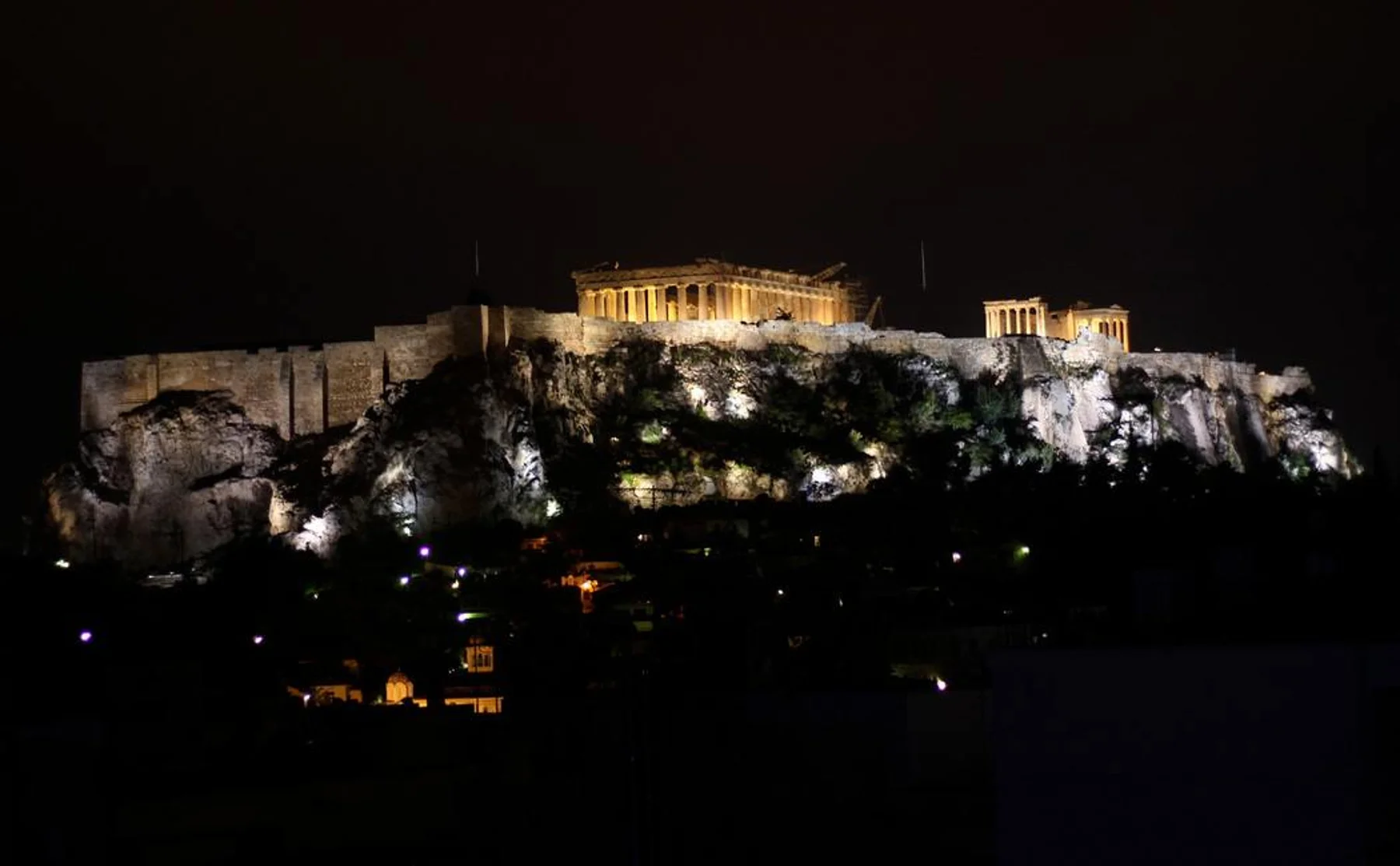 Athens After Dark: Night-Time Food Tour of the Ancient City - 363871