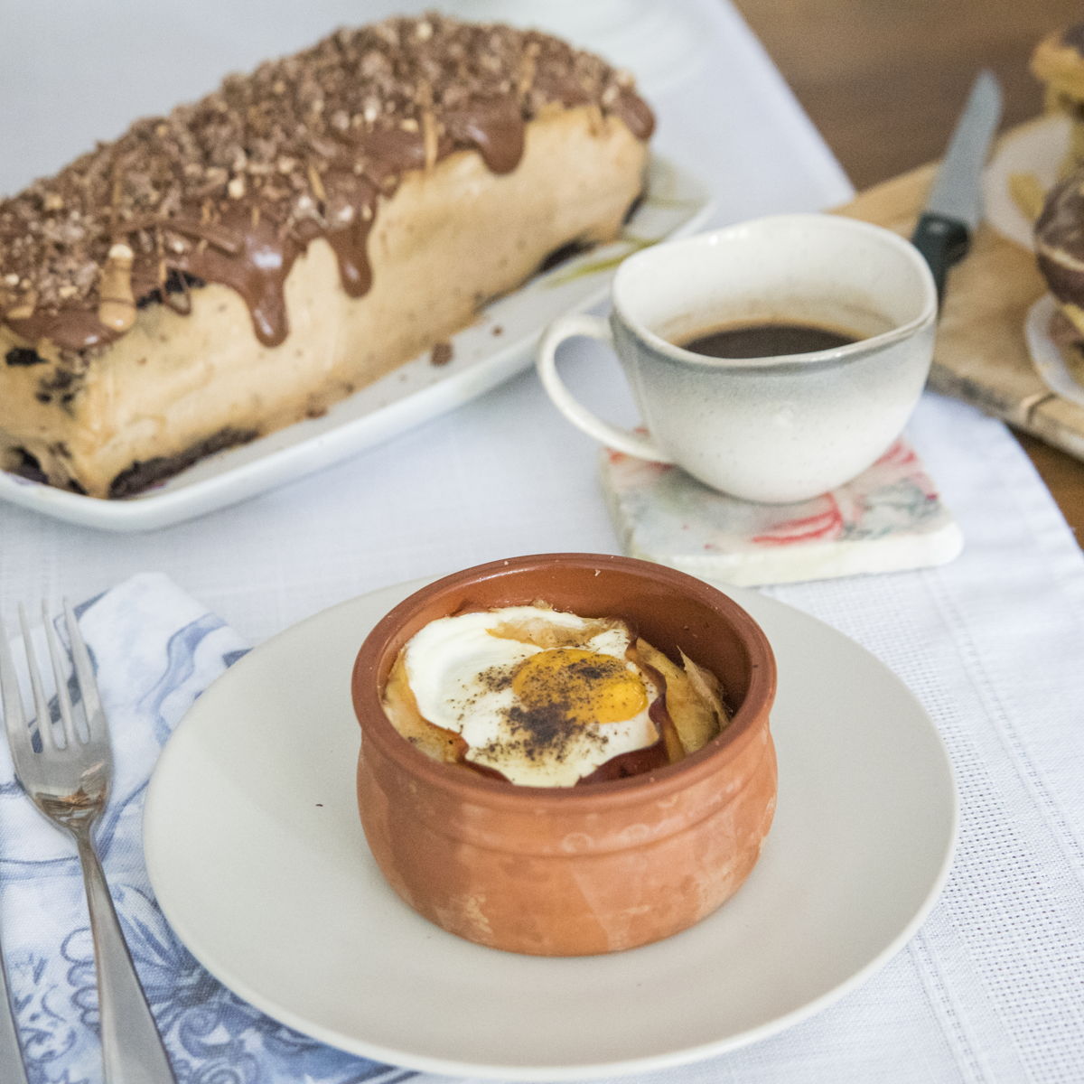 Brunch with Greek flavors in the historical centre