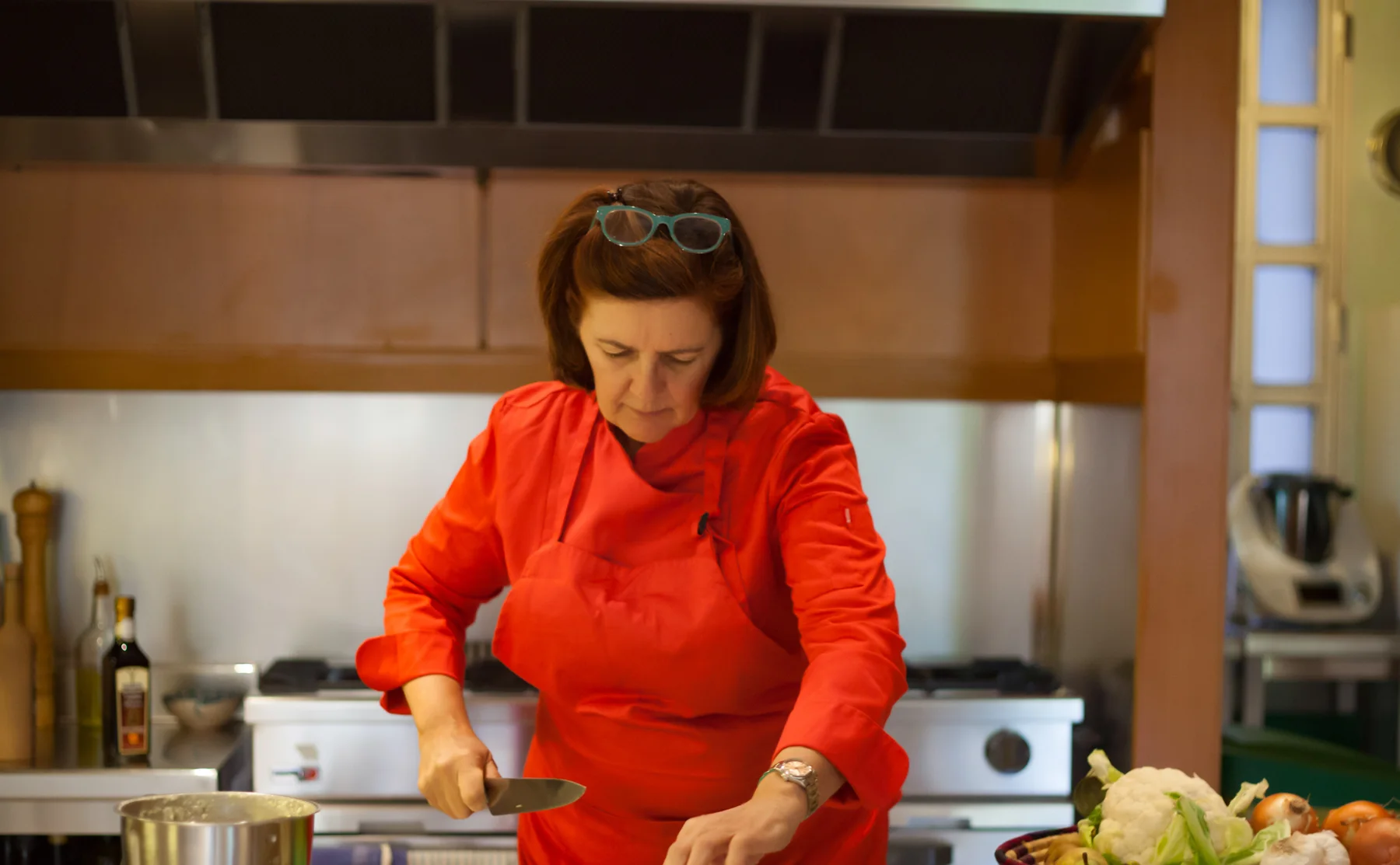 Spanish cooking class and meal with a Madrid author - 475891