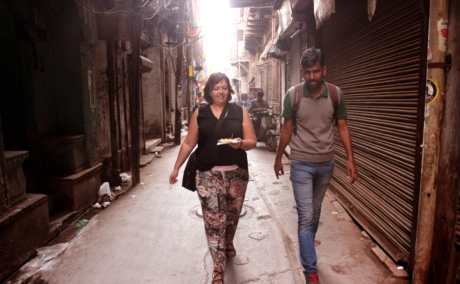 Food walk through the streets of Old Delhi - 492364