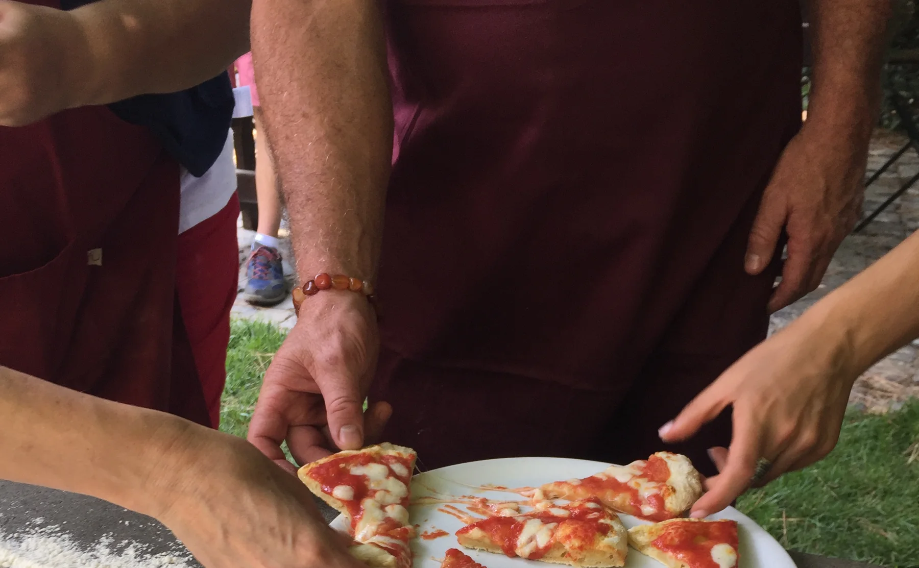 Pizza day in the countryside - 848616