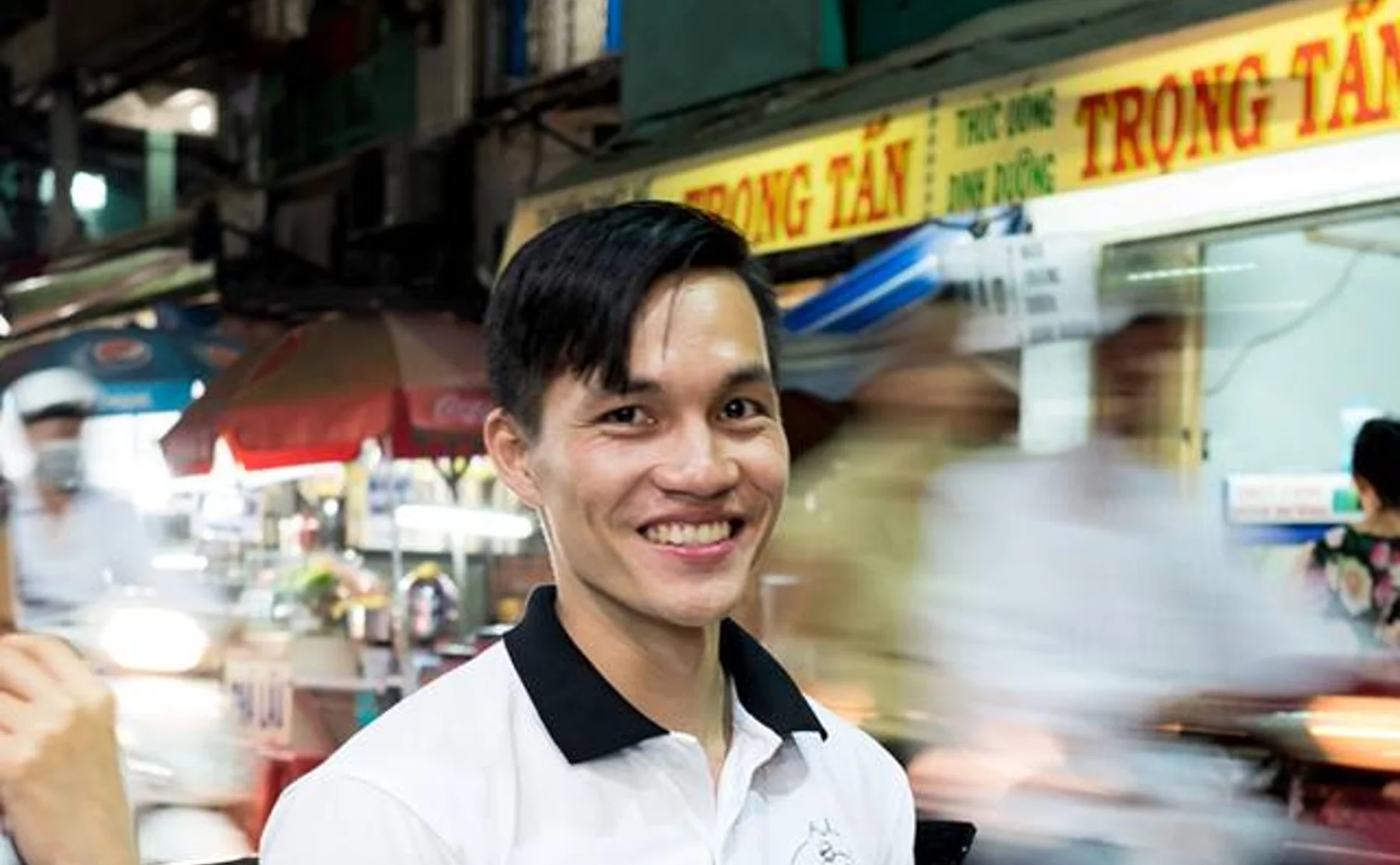 The Best Flavors of Saigon: Private Student-led Tour - 856596