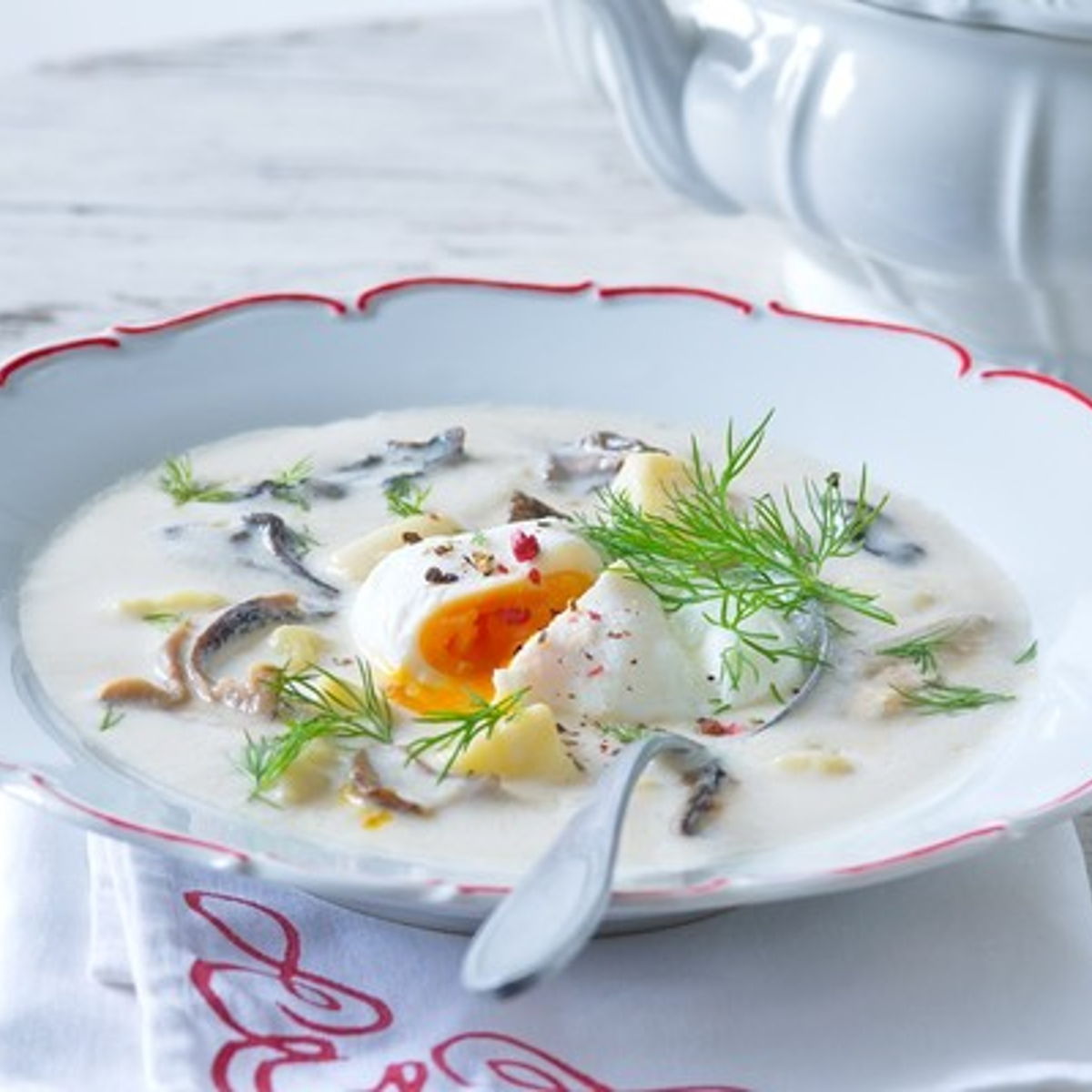 Taste the best Czech soups with homemade bread