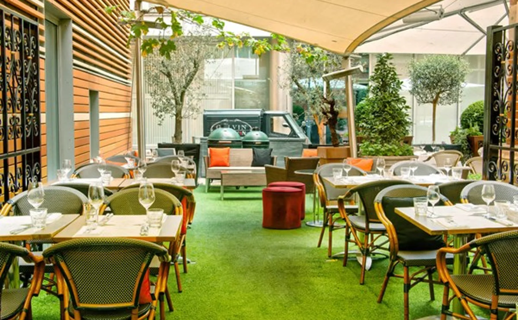 Dine in Galvin Hop's Conservatory This Summer - 996644